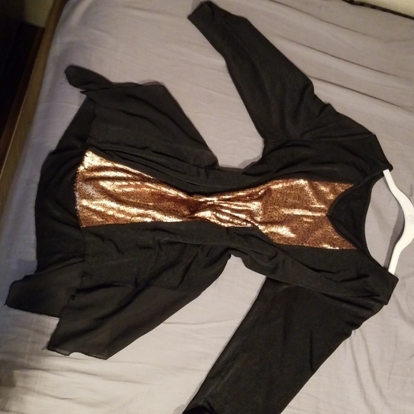 Tops - Gorgeous Black and Gold Tunic